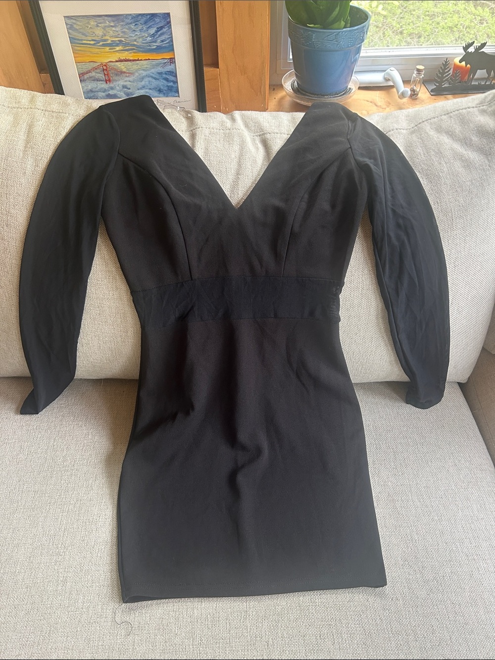 Windsor Black Long-Sleeve V-Neck Bodycon Dress